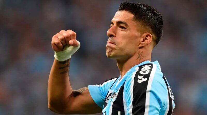 Con un hat-trick en 38 minutos Luis Suárez marcó un debut de ensueño con Gremio