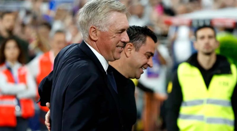 Carlos Ancelotti considera correcto que Xavi siga entrenando al Barcelona