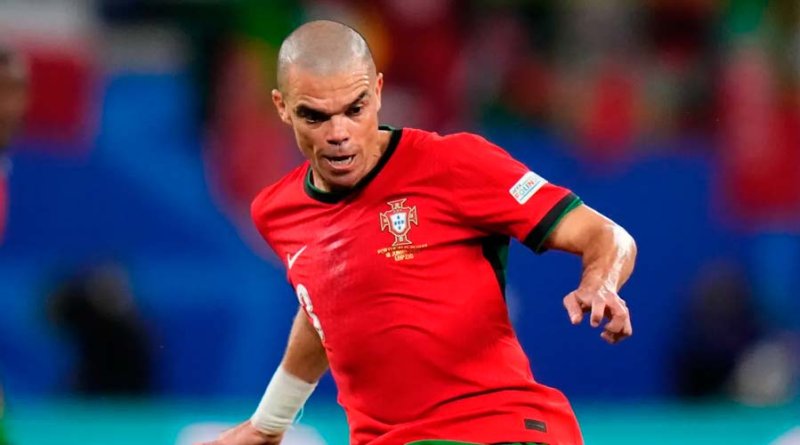 Pepe se convierte oficialmente en el jugador más longevo en jugar una Eurocopa