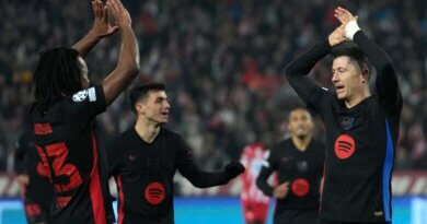 Barcelona destroza a Estrella Roja y Lewandowski a un gol de la historia