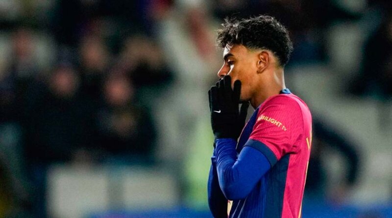 Lamine Yamal fuera un mes por lesión en el tobillo derecho