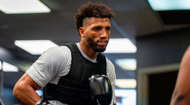 David Morrell elige favorito para revancha entre Bivol y Beterbiev