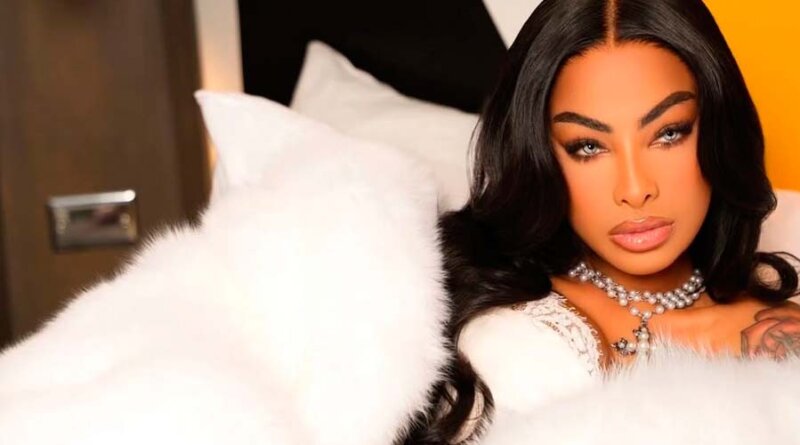 Yailin La Más Viral hace historia como la primera artista urbana dominicana en encabezar el icónico United Palace en NYC