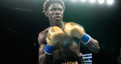 Richardson Hitchins apuesta por victoria de García sobre Romero