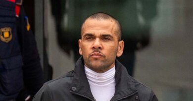 Tribunal absuelve a Dani Alves por condena de agresión sexual
