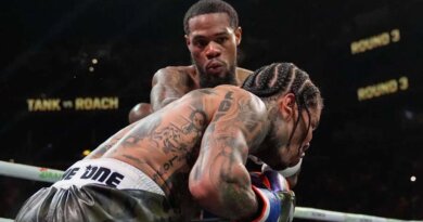 Comisión de Nueva York revisará derribo en pelea de Davis y Roach