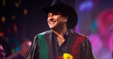 Julión Álvarez: Regreso triunfal a EE. UU. con la primera de tres noches en SoFi Stadium