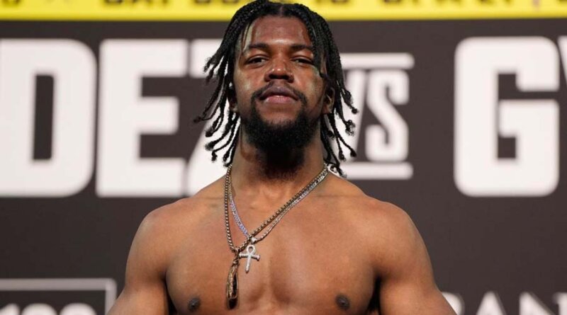 Gary Antuanne Russell dice que una pelea entre Stevenson y Davis sería aburrida