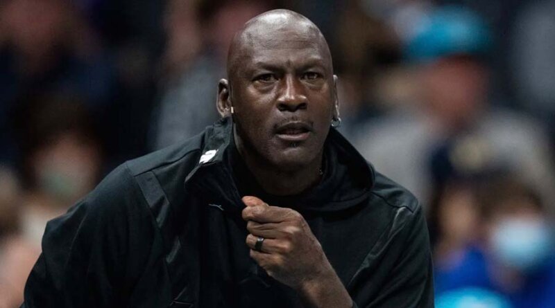Michael Jordan regresa a la NBA en un nuevo rol