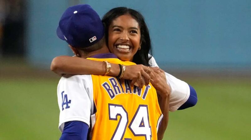 Natalia Bryant honra a su padre Kobe con un gran detalle en el día de su graduación