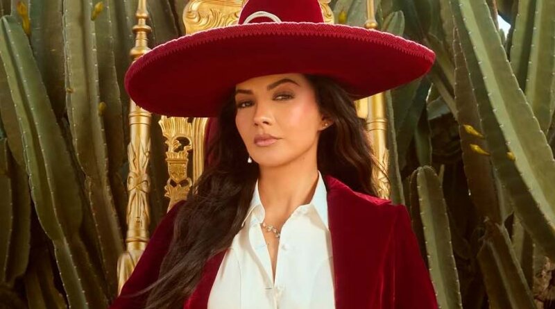 Lupita Infante, libre y empoderada, se pone su corona