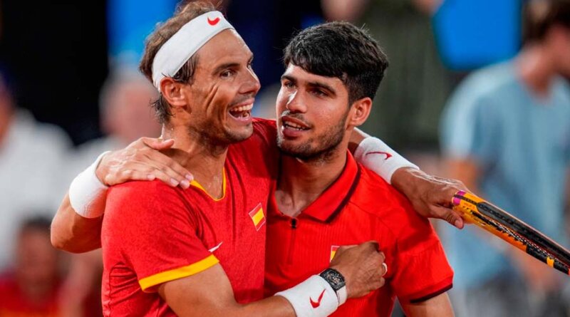 Rafael Nadal felicita a Carlos Alcaraz por su bicampeonato en Roland Garros