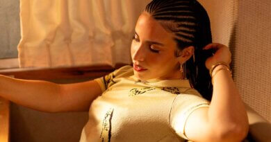 “No Me Quiero Ir” de Zhamira Zambrano es una carta de amor tropical al Verano