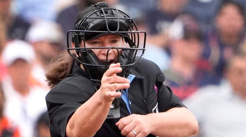 Jen Pawol se convertirá en la primera mujer umpire en juego oficial de MLB