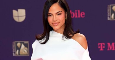 Natti Natasha presume su pancita de embarazada en bikini en las semanas previas a ser mamá