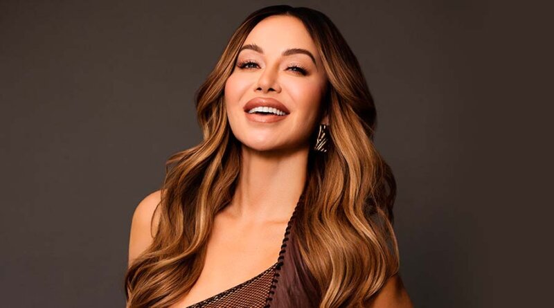 Chiquis Rivera lanza video de ‘Pa’ mi Gente’, tema inspirado en su mamá y en los migrantes
