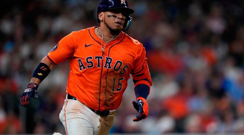 Isaac Paredes regresa de la lesión con Astros en momento cubre de temporada regular