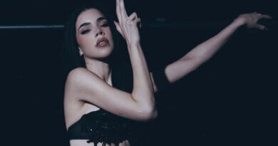 Kenia Os comparte teaser de su nuevo proyecto