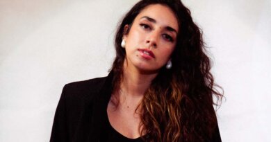 Lanzamiento oficial del videoclip “¿Y si, de repente?” de Alma y su guitarra