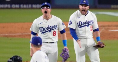 Dodgers firman a Kiké Hernández y Max Muncy y quedan listos para buscar el tricampeonato