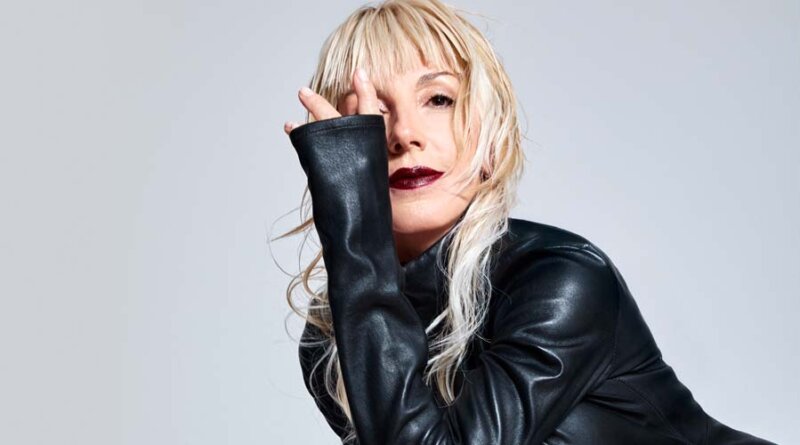 Ana Torroja cumple un sueño de los 80 con ‘SE HA ACABADO EL SHOW’