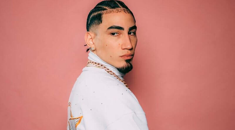 Omar Courtz logra uno de los debuts más grandes del año con ‘POR SI MAÑANA NO ESTOY’