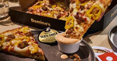 Domino's celebra la nueva salsa insignia con acceso exclusivo a productos de marca compartida de Shinola
