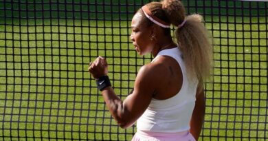 Serena Williams volvió al tenis con un triunfo a sus 44 años