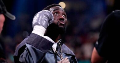 Terence Crawford reveló su desprecio hacia la UFC