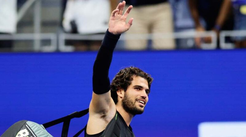Carlos Alcaraz se despide del US Open con una sonrisa tras caer contra Ben Shelton