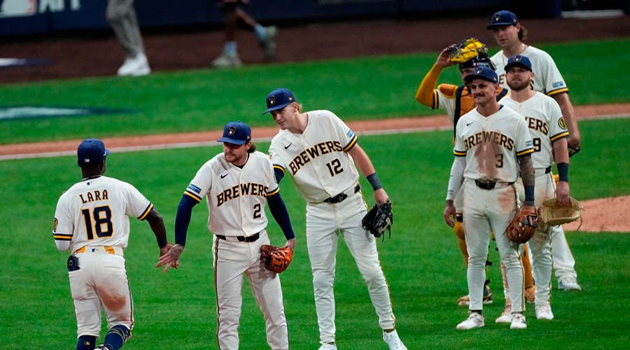 Milwaukee se lleva el primero de la serie contra los Dodgers