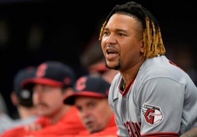 José Ramírez abre la puerta al triunfo de Tampa Bay con un costoso error